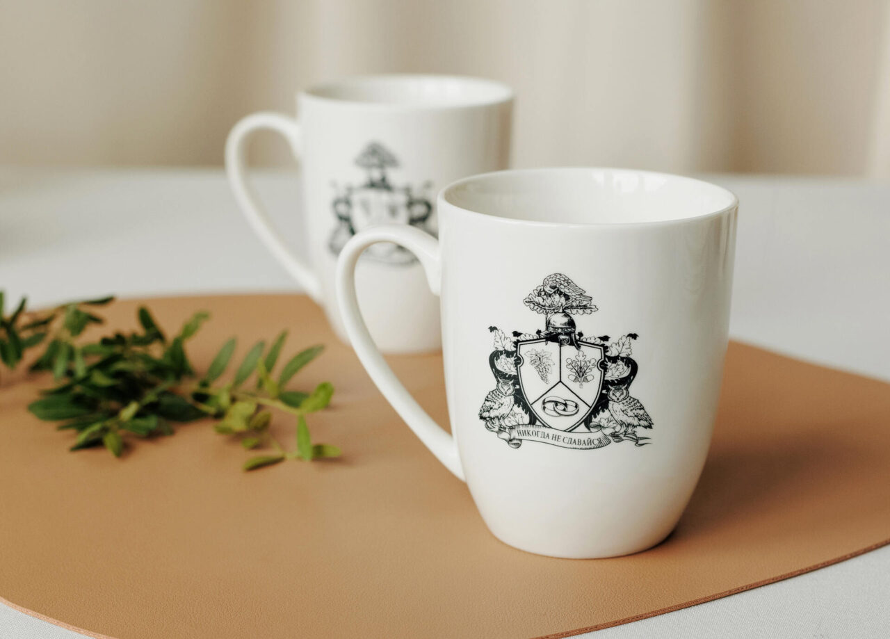 2 кружки латте «Аристо»